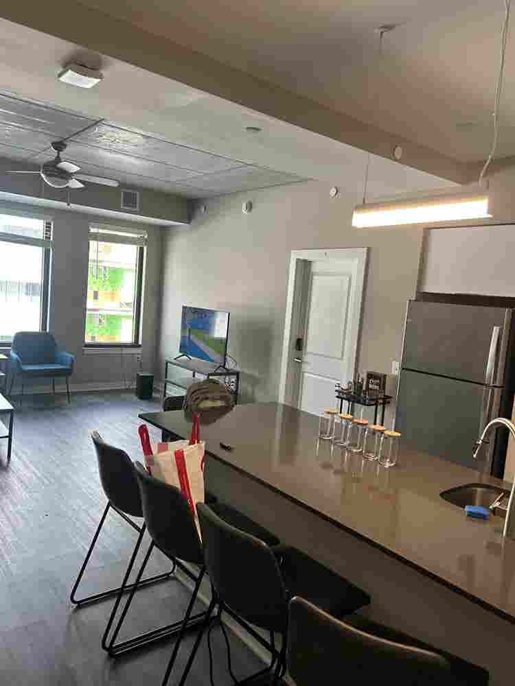 Do you need a sublet? (Men only)