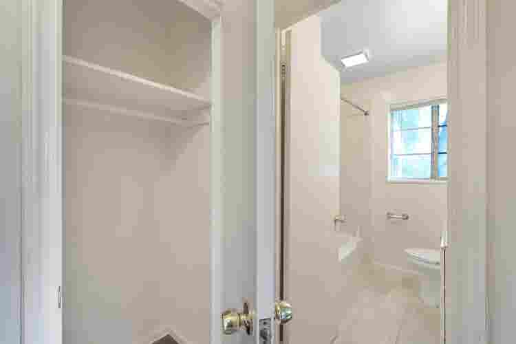 Room for rent in Arlington VA!