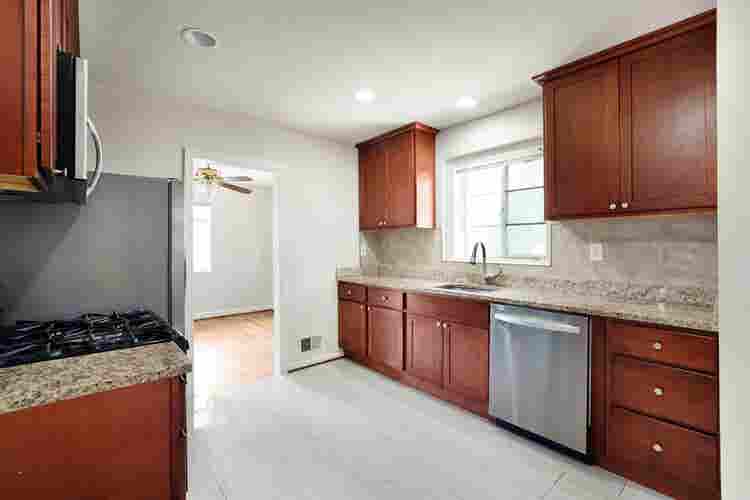 Room for rent in Arlington VA!
