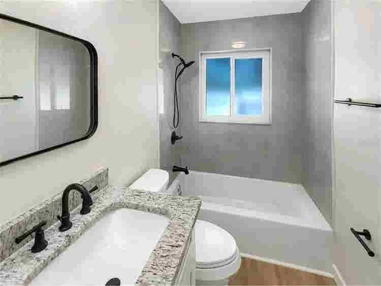 Comfortable & Stylish Living B