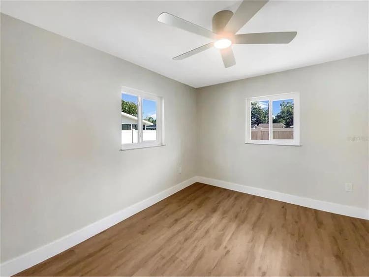 Comfortable & Stylish Living B