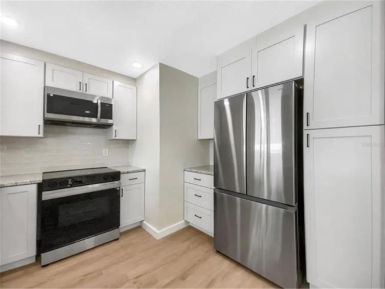 Comfortable & Stylish Living B
