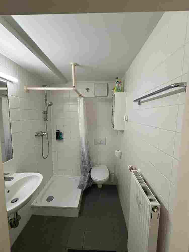 Subletting Dorm Room in Vienna