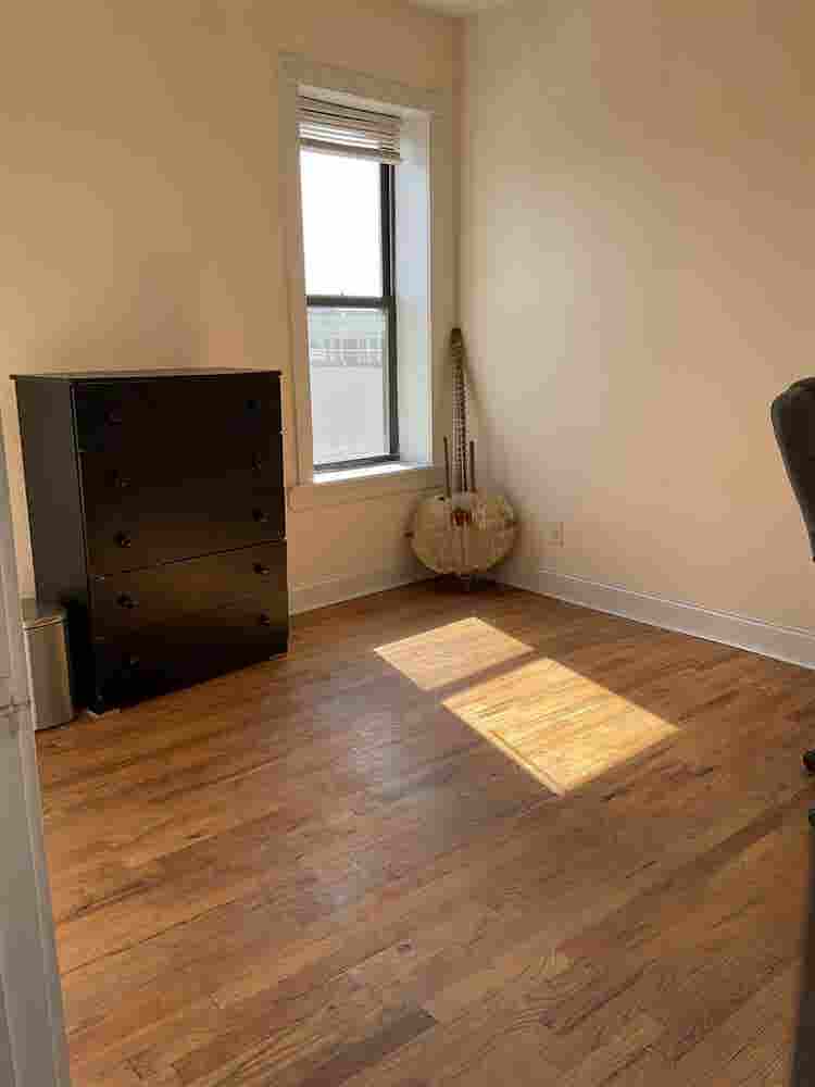 Big Sunny Space in Hamilton Heights