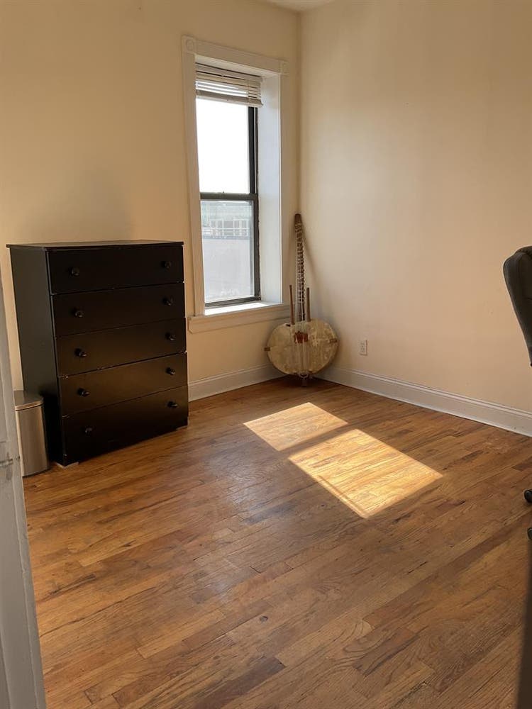 Big Sunny Space in Hamilton Heights