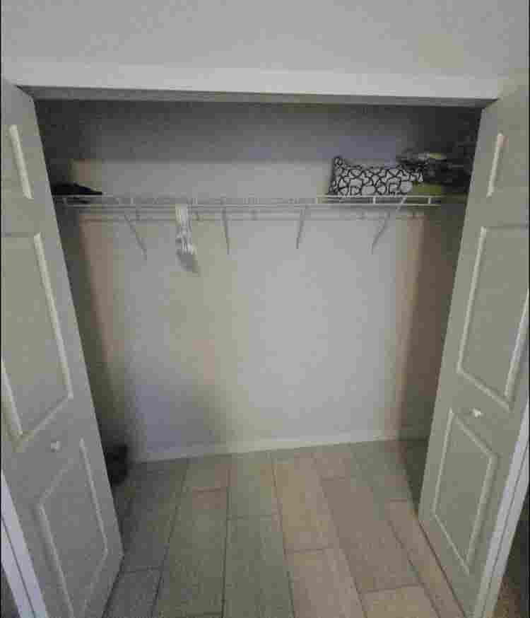 Room for rent at cape coral parkway