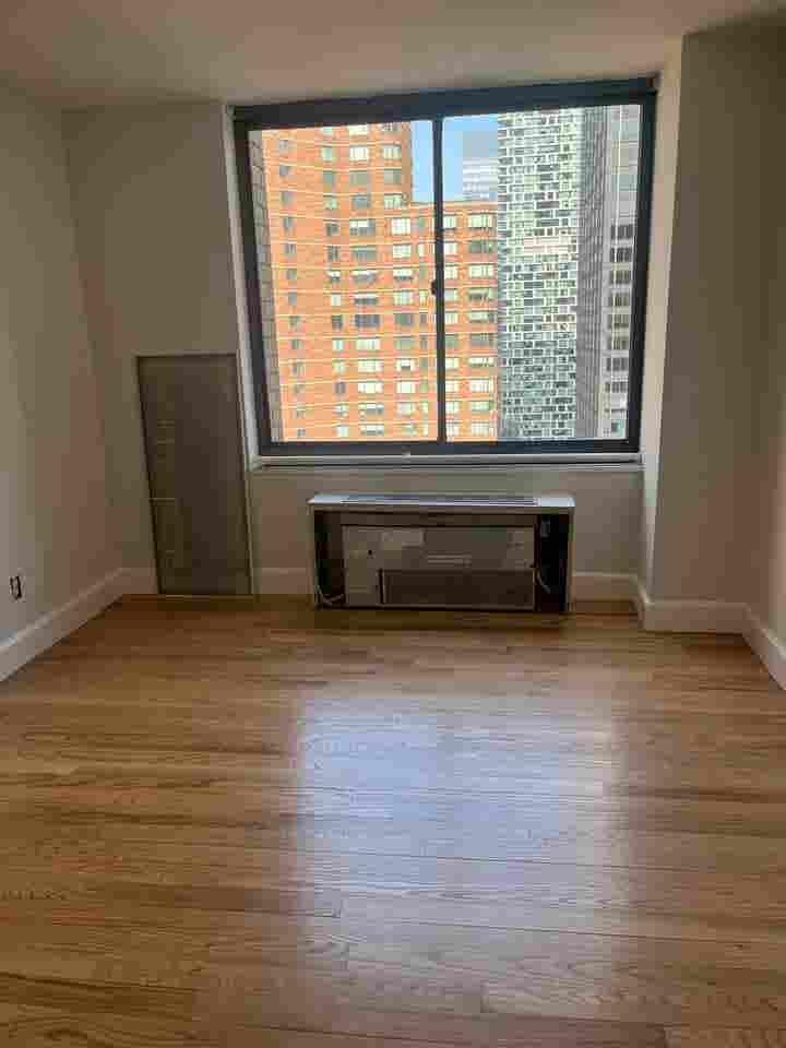 ✨Spacious True Room in MidtownWest✨