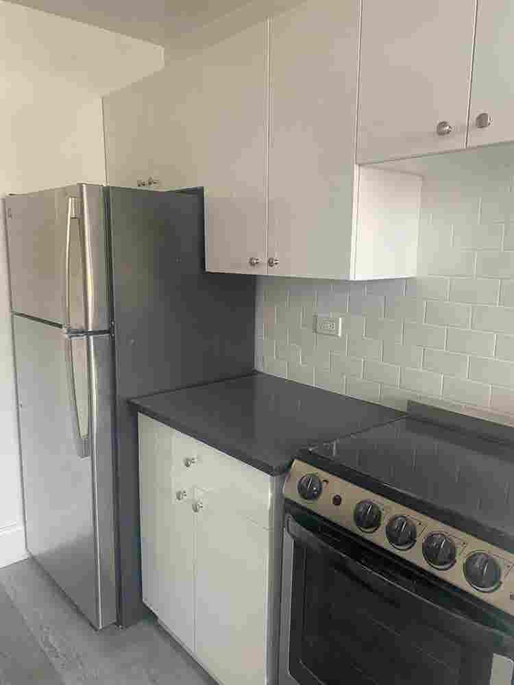 ✨Budget-Friendly Room in Midtown✨