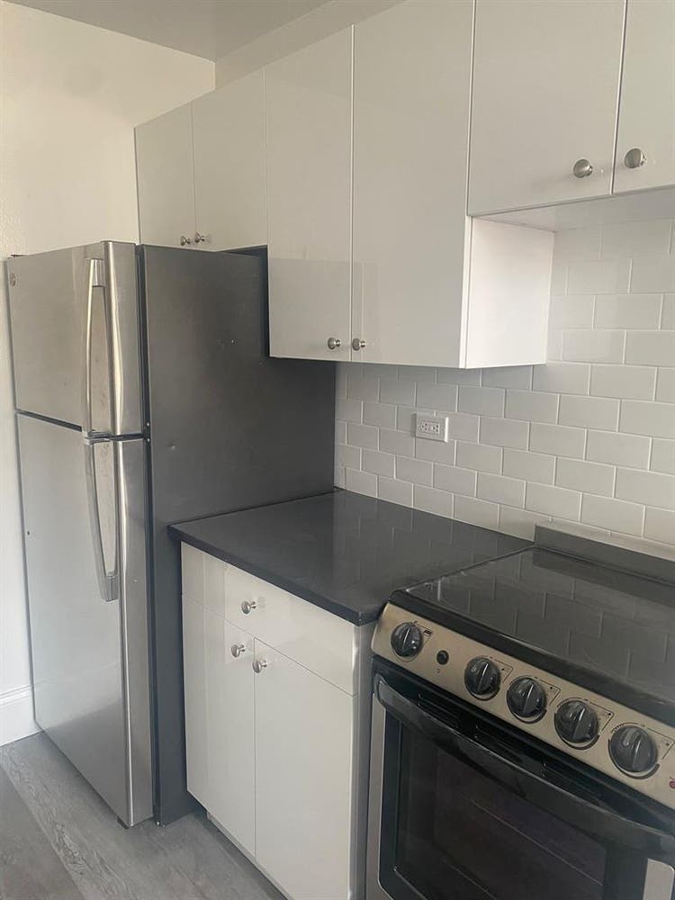 ✨Budget-Friendly Room in Midtown✨