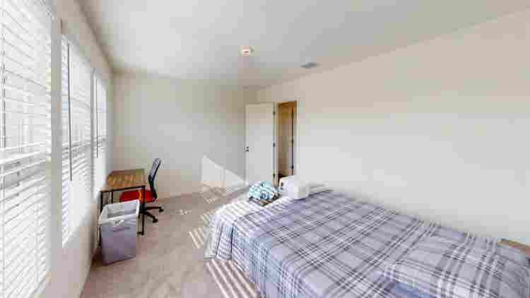 5 BR in Hutto