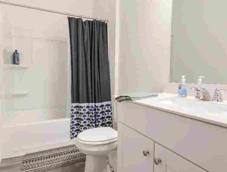 5 BR in Hutto