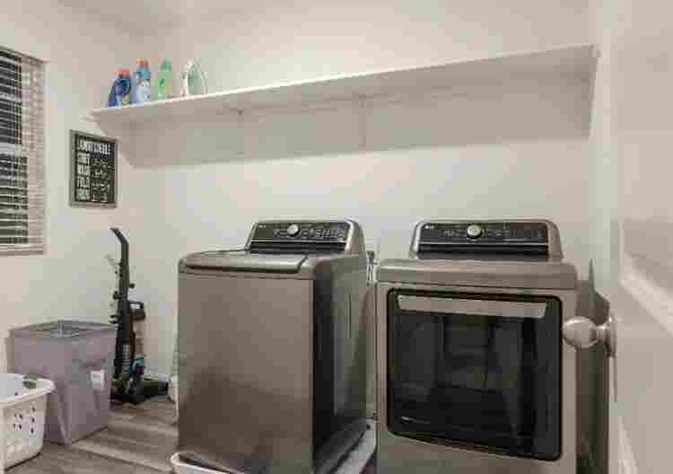 5 BR in Hutto