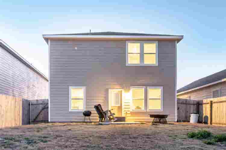 5 BR in Hutto