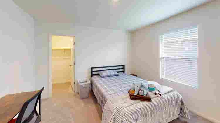 5 BR in Hutto
