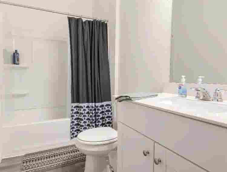 5 BR in Hutto