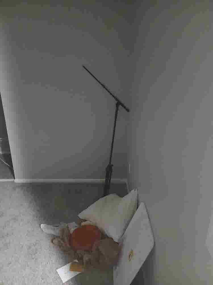 Looking for roomate