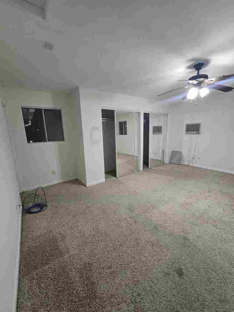 1 BEDROOM HOME WITH BATHROOM