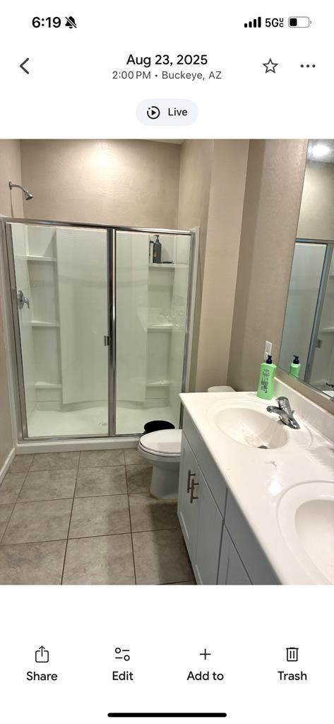 3 available rooms available