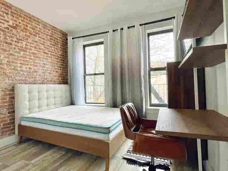 Wythe Ave –  Prime Williamsburg