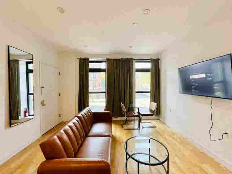 Dekalb Ave – # Bedroom)