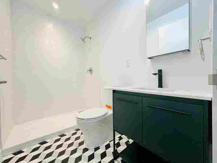 Dekalb Ave – # Bedroom)