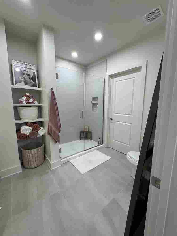 Germantown Apartment 1st Month Free