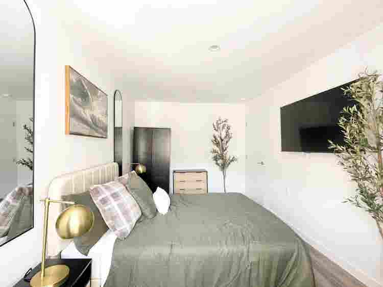 Vanderbilt Ave – #