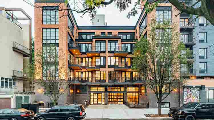 Willoughby Ave – #