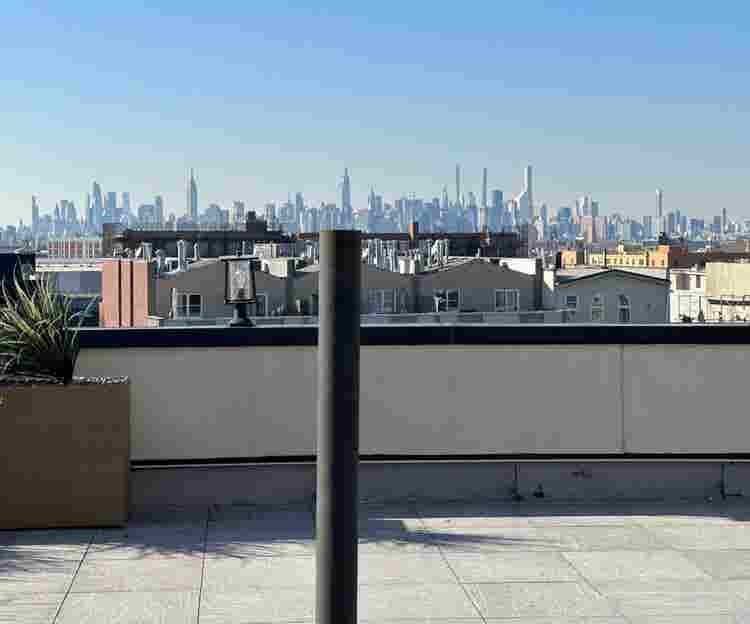 Willoughby Ave – #