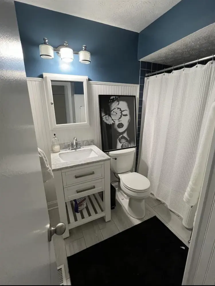 ✨Looking for a roommate✨