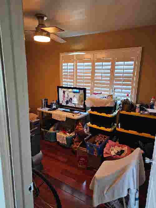 Room4rent by Nov 1st