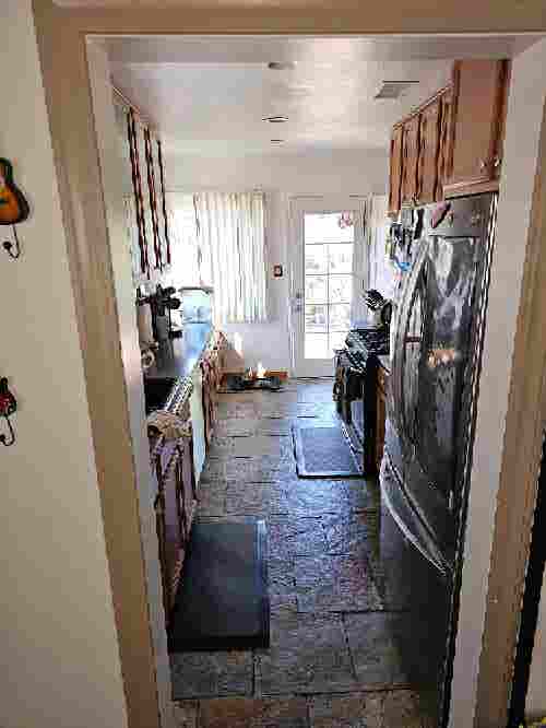 Room4rent by Nov 1st