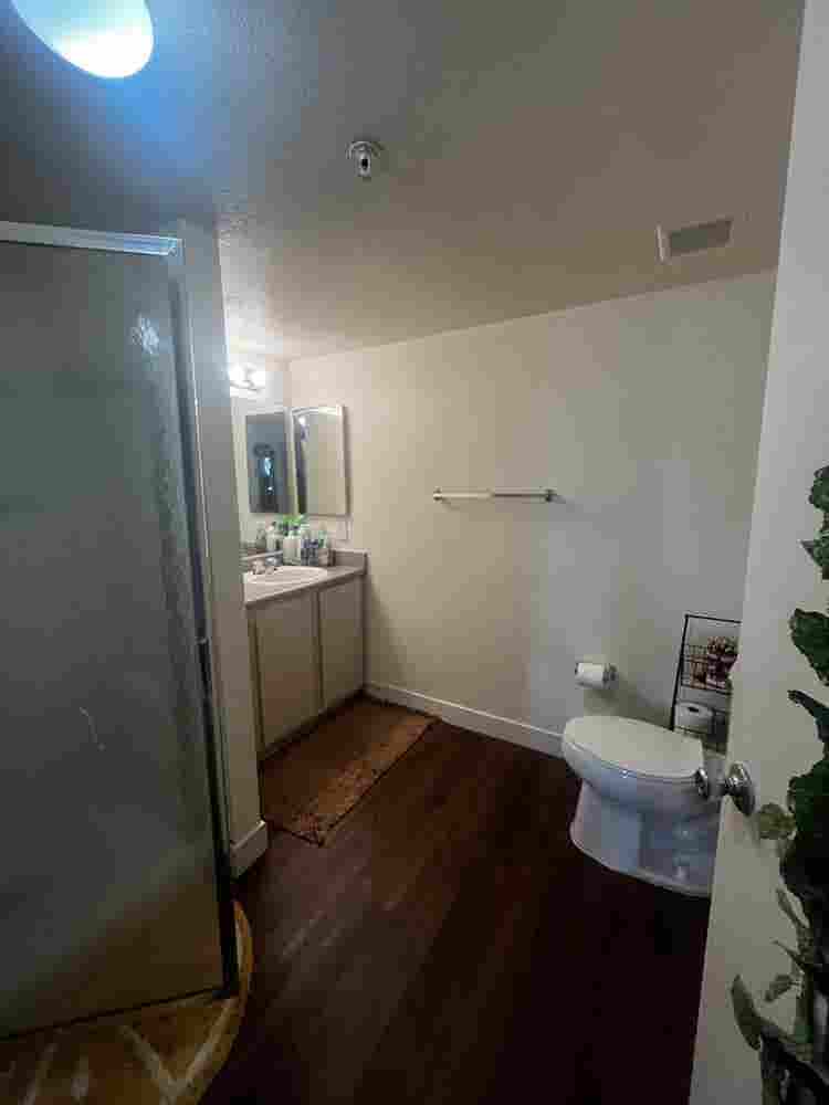 Master bed and bath available ASAP