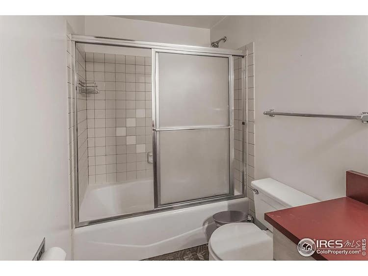 Greeley Room Available Now