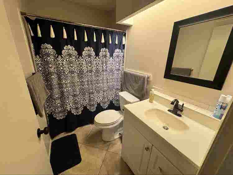 Comfortable Room All Bills Included