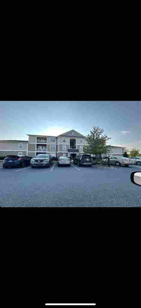 Roommate needed in E-
town Apartment