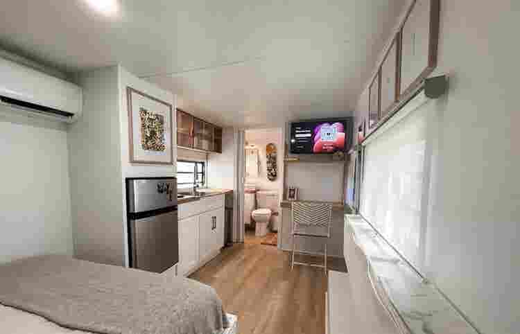 Cozy Private Camper Studio