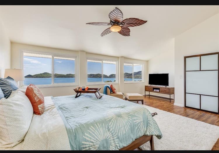 Ocean Views - Luxury Home