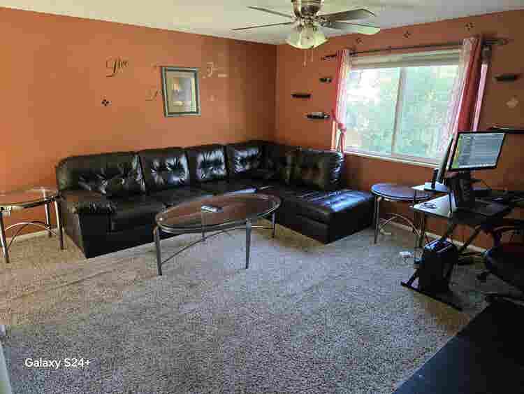 Comfortable home in fountain