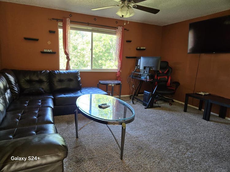 Comfortable home in fountain