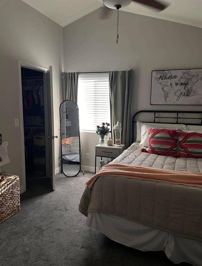 New Listing ROOM FOR RENT