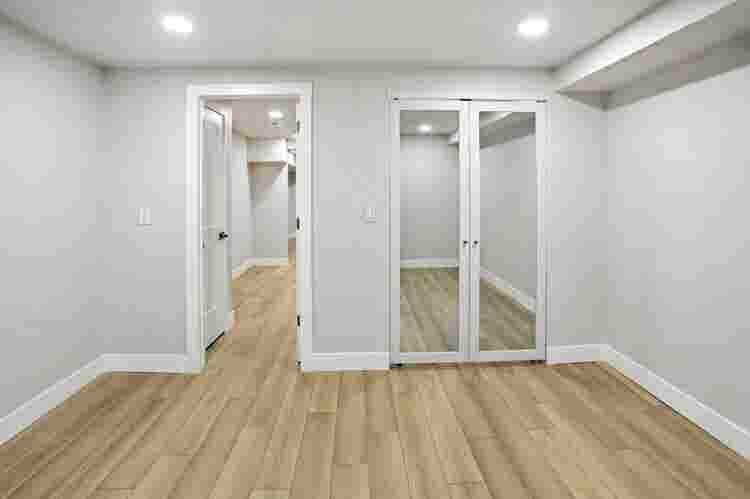 Multiple Rooms Open - Home in Sandy