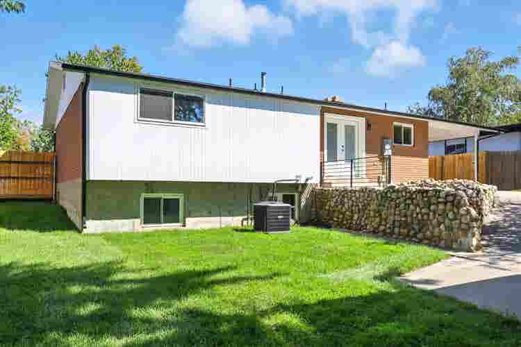 Multiple Rooms Open - Home in Sandy