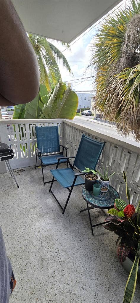 Room in Little Havana Calle 8