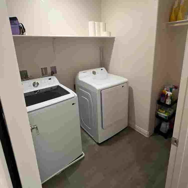 Private room for rent