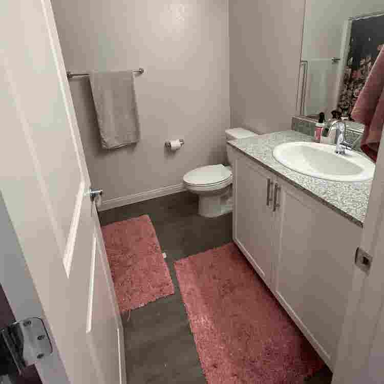 Private room for rent