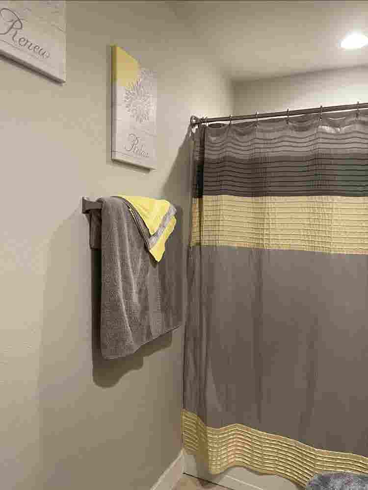 One bed room available