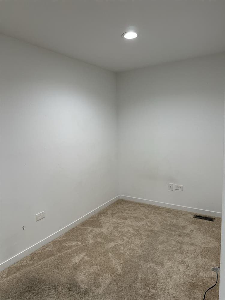 Loft (Not Private) For Rent