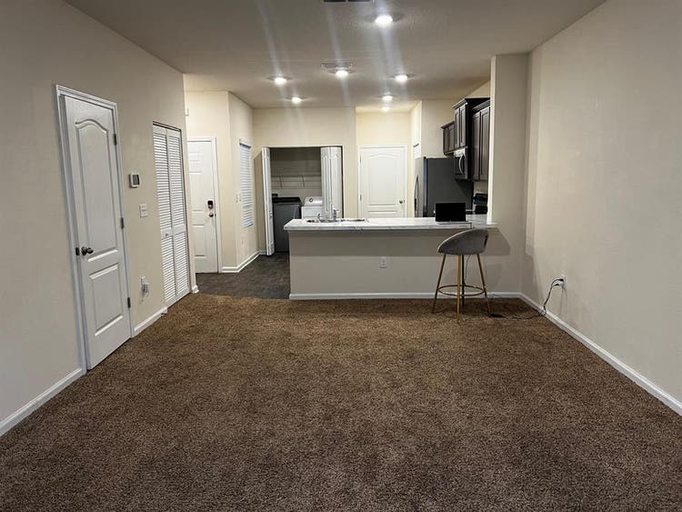 Baymeadows - Townhome for Rent