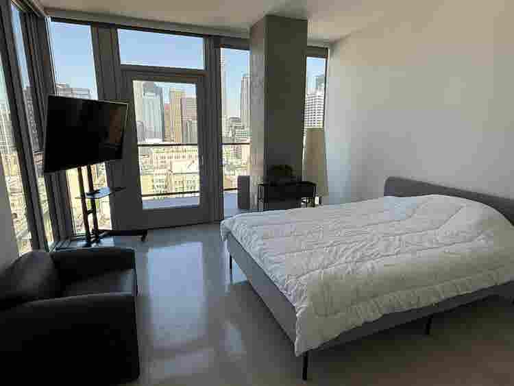 Master bedroom in penthouse Dtla